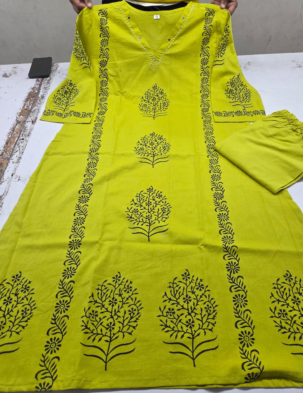 KURTHI WITH PANT