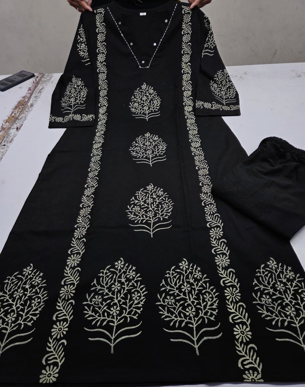 KURTHI WITH PANT